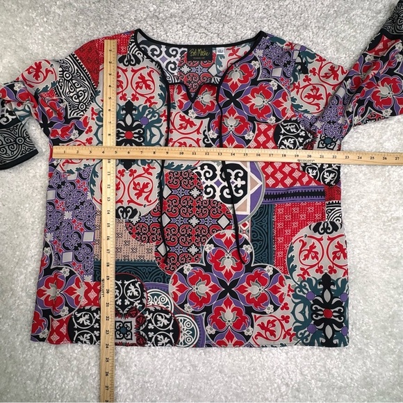 Bob Mackie Global Montage Print Boxy Top Bright Colorful Artsy Lightweight Large - Picture 9 of 10